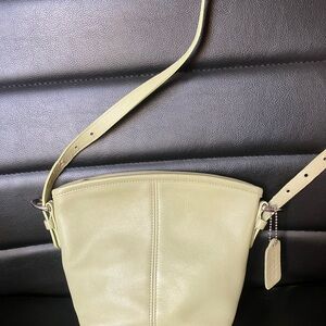 Coach Vintage Light Green Basket Shoulder Bag 4107